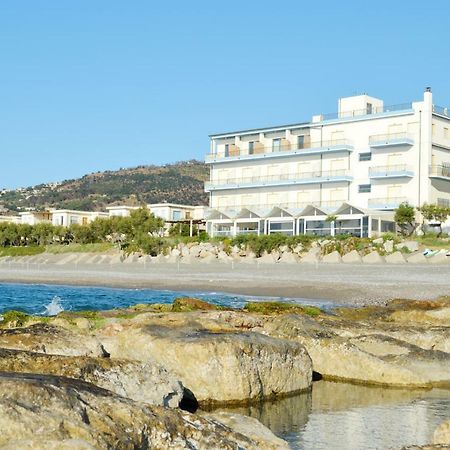 Capo Nettuno Hotel Olbia Exterior foto