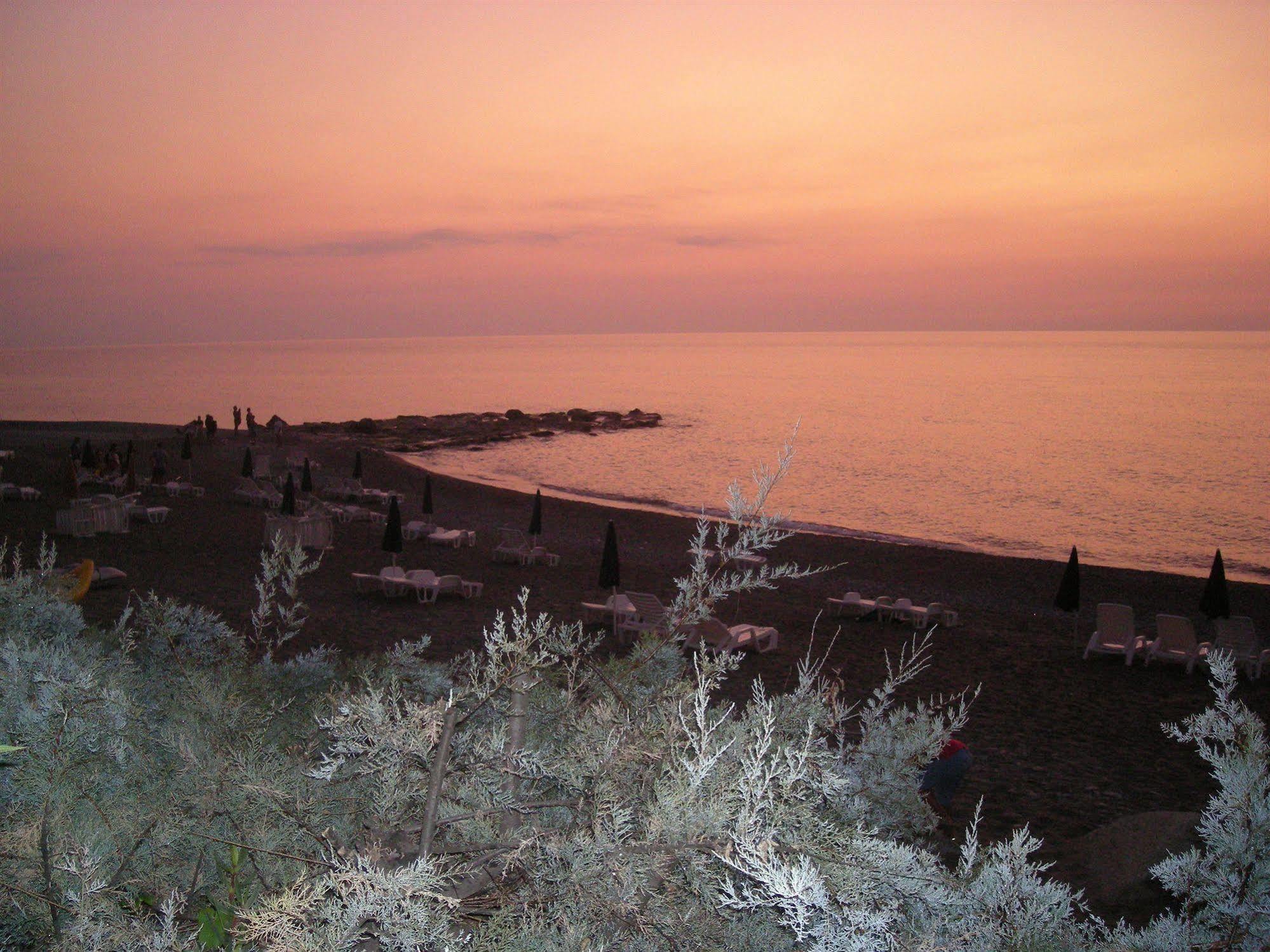 Capo Nettuno Hotel Olbia Exterior foto